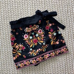 Zara embroidered skort (skirt/short)